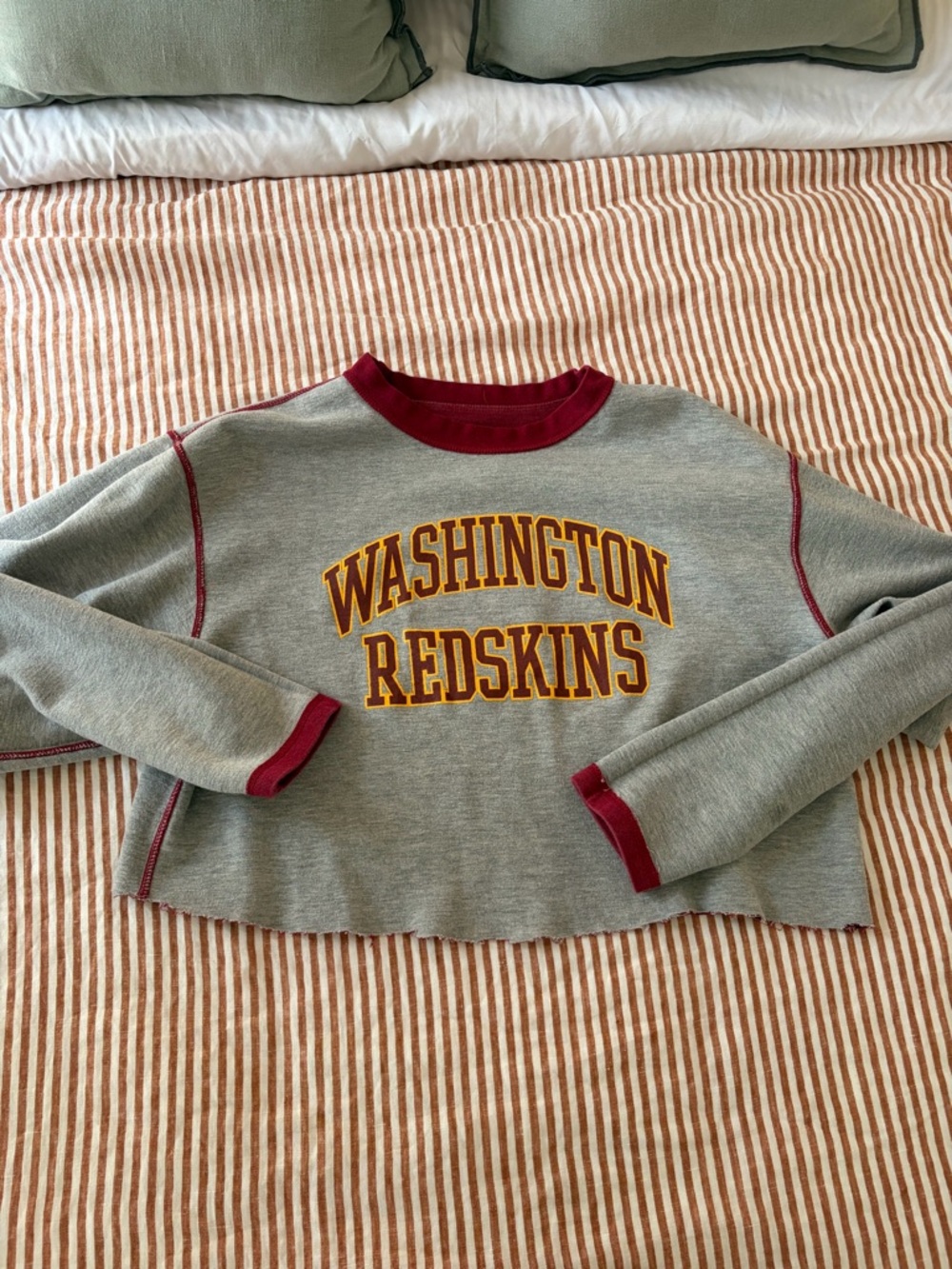 Washington Redskins Reversible Cropped Sweatshirt with Garnet Trim
